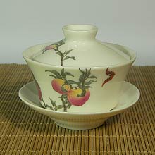 Fortune Peach Gaiwan